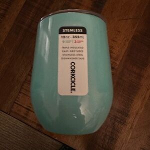 Stemless wine tumbler